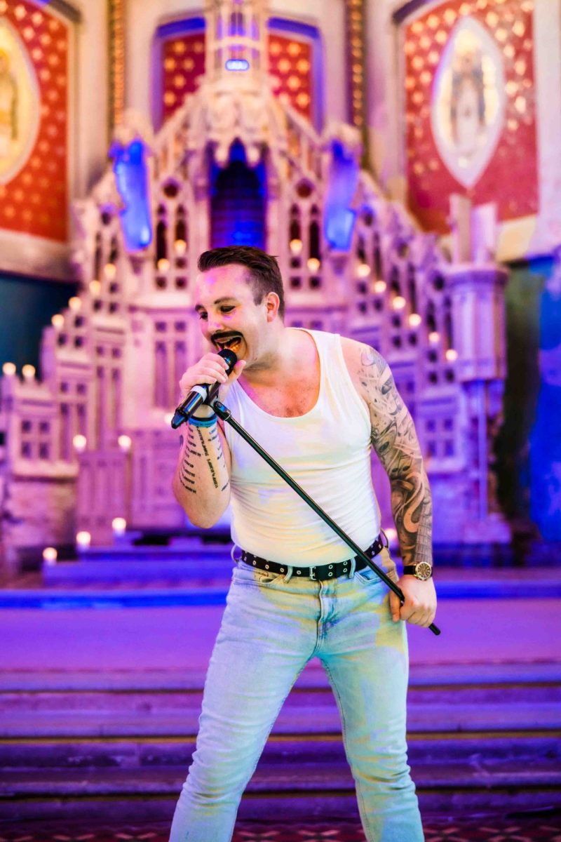 Freddie Mercury impersonator